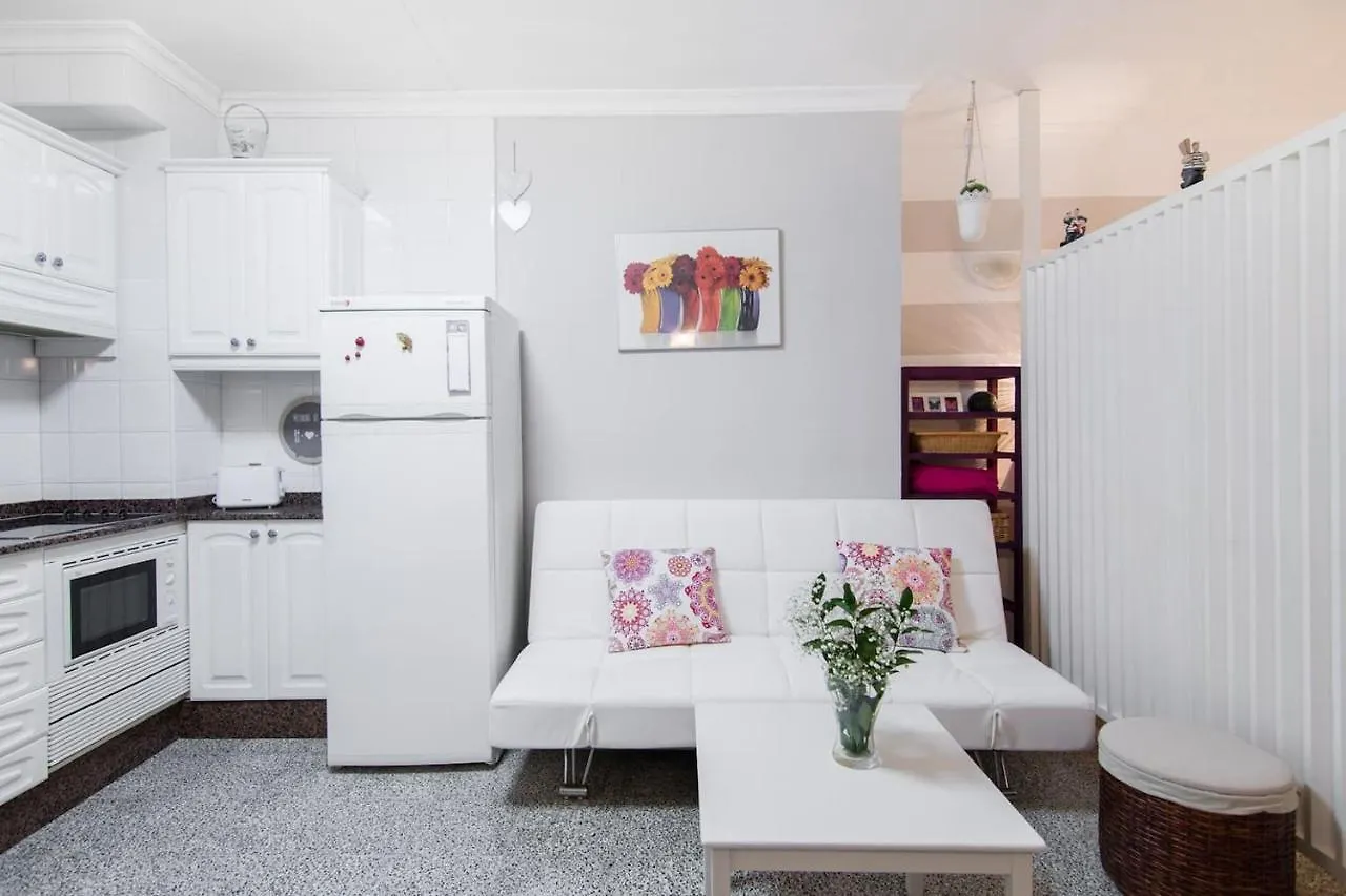 Homeforguest Canteras Loft, 10 Steps To The Beach Las Palmas de Gran Canaria 0*,  Spain