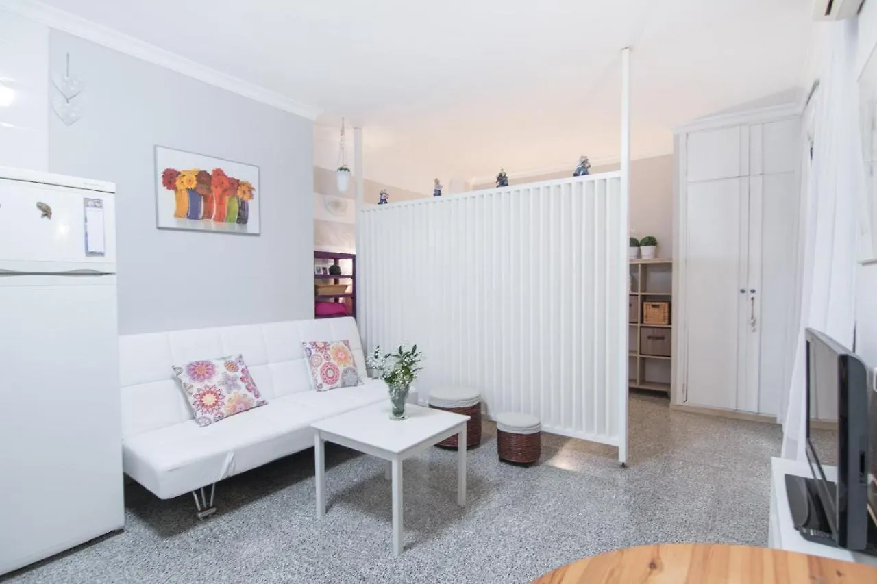 Homeforguest Canteras Loft, 10 Steps To The Beach Las Palmas de Gran Canaria