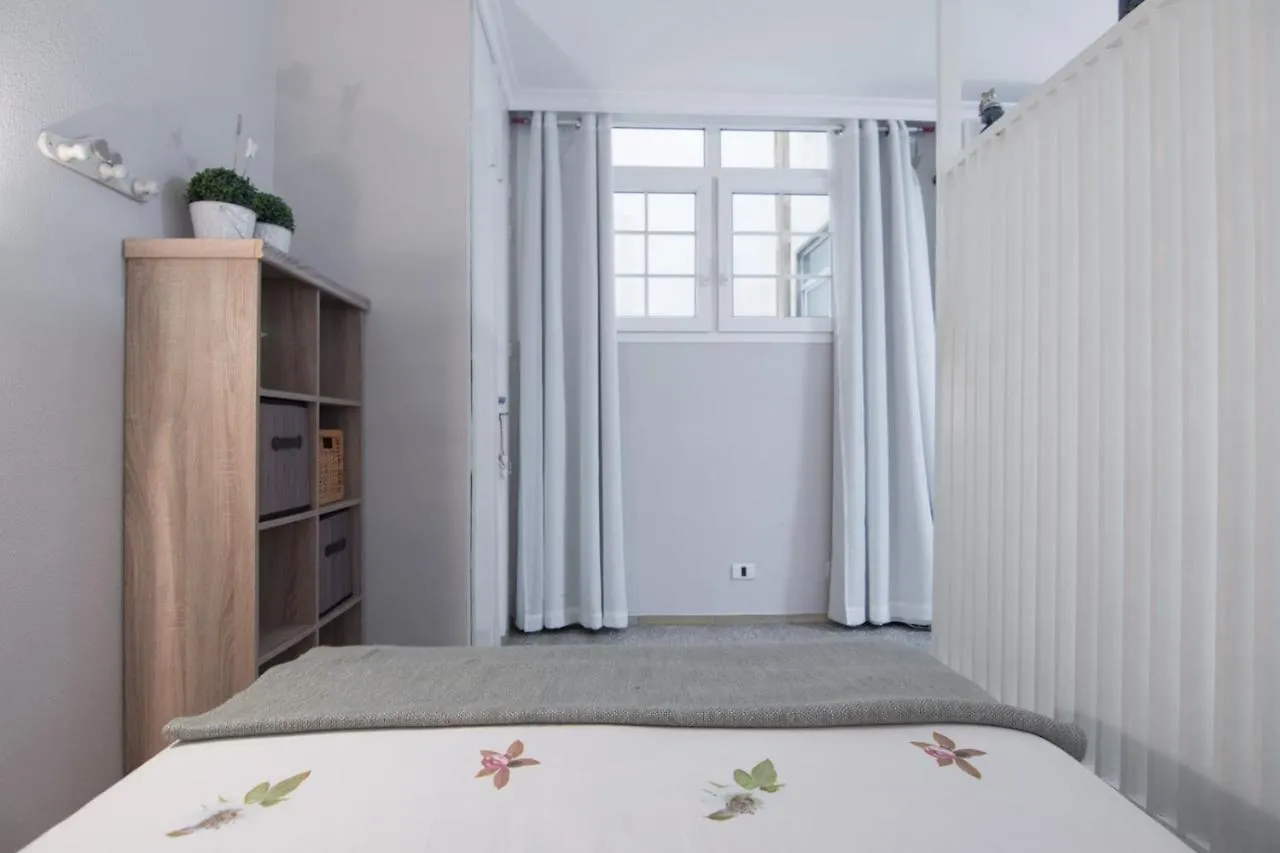 Apartment Homeforguest Canteras Loft, 10 Steps To The Beach Las Palmas de Gran Canaria